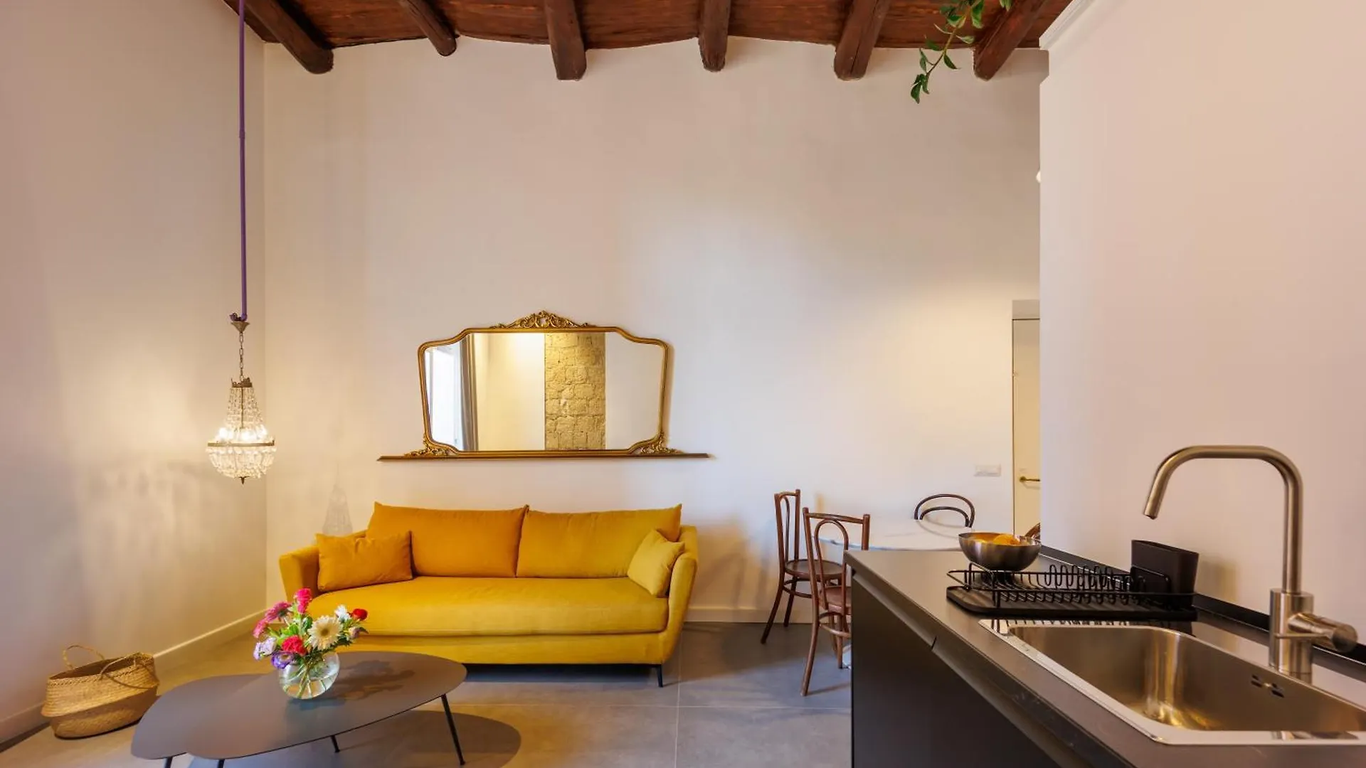 Tarsia Home View Naples Apartment